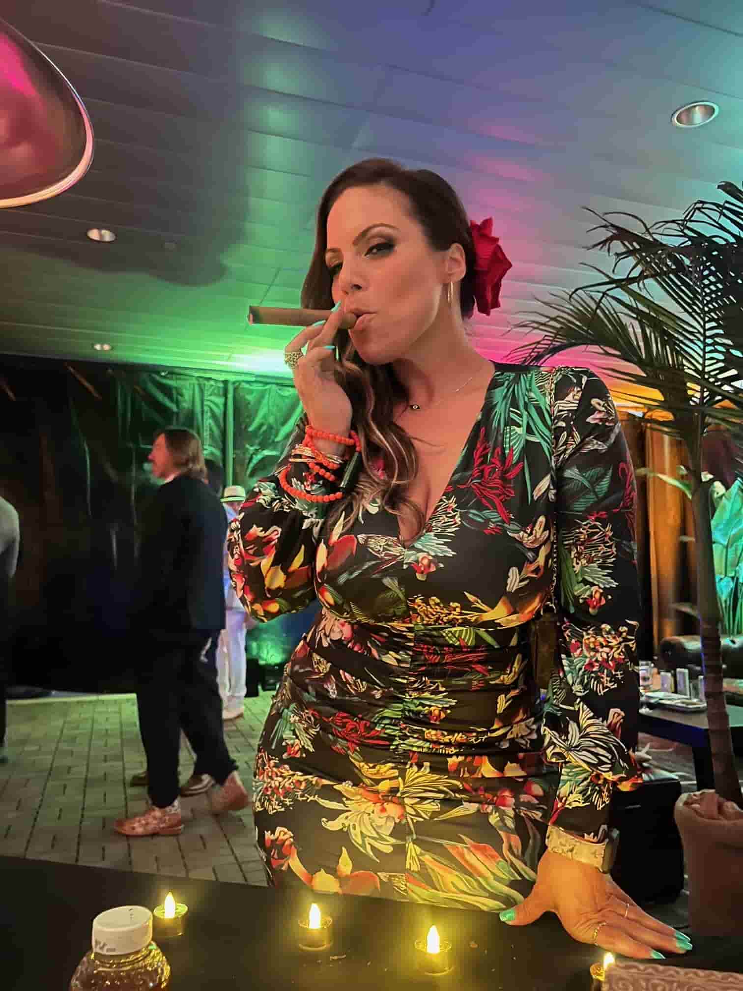 Las Vegas Cigar Roller