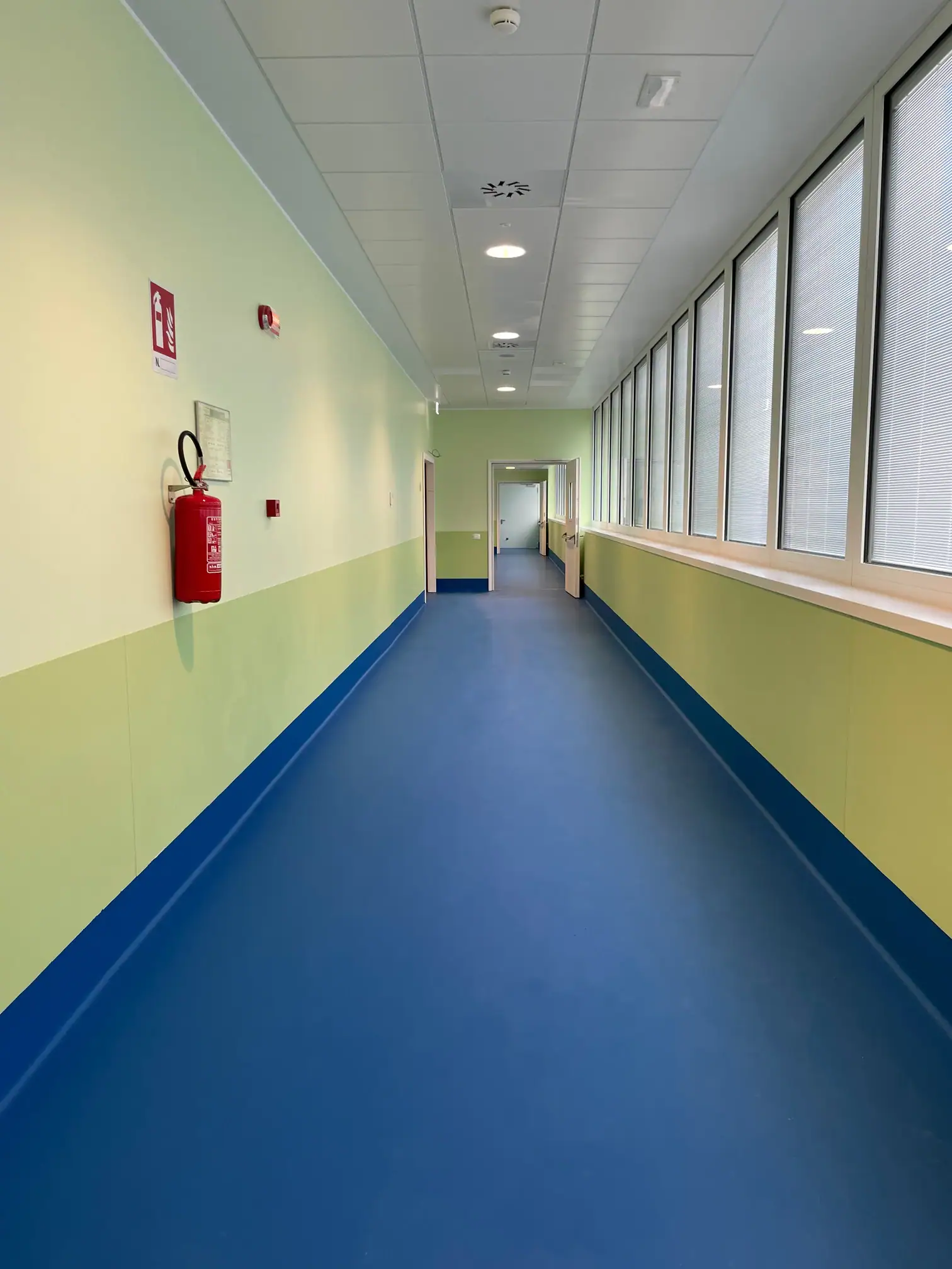 Pavimenti resina antibatterici per ambienti a basso rischio