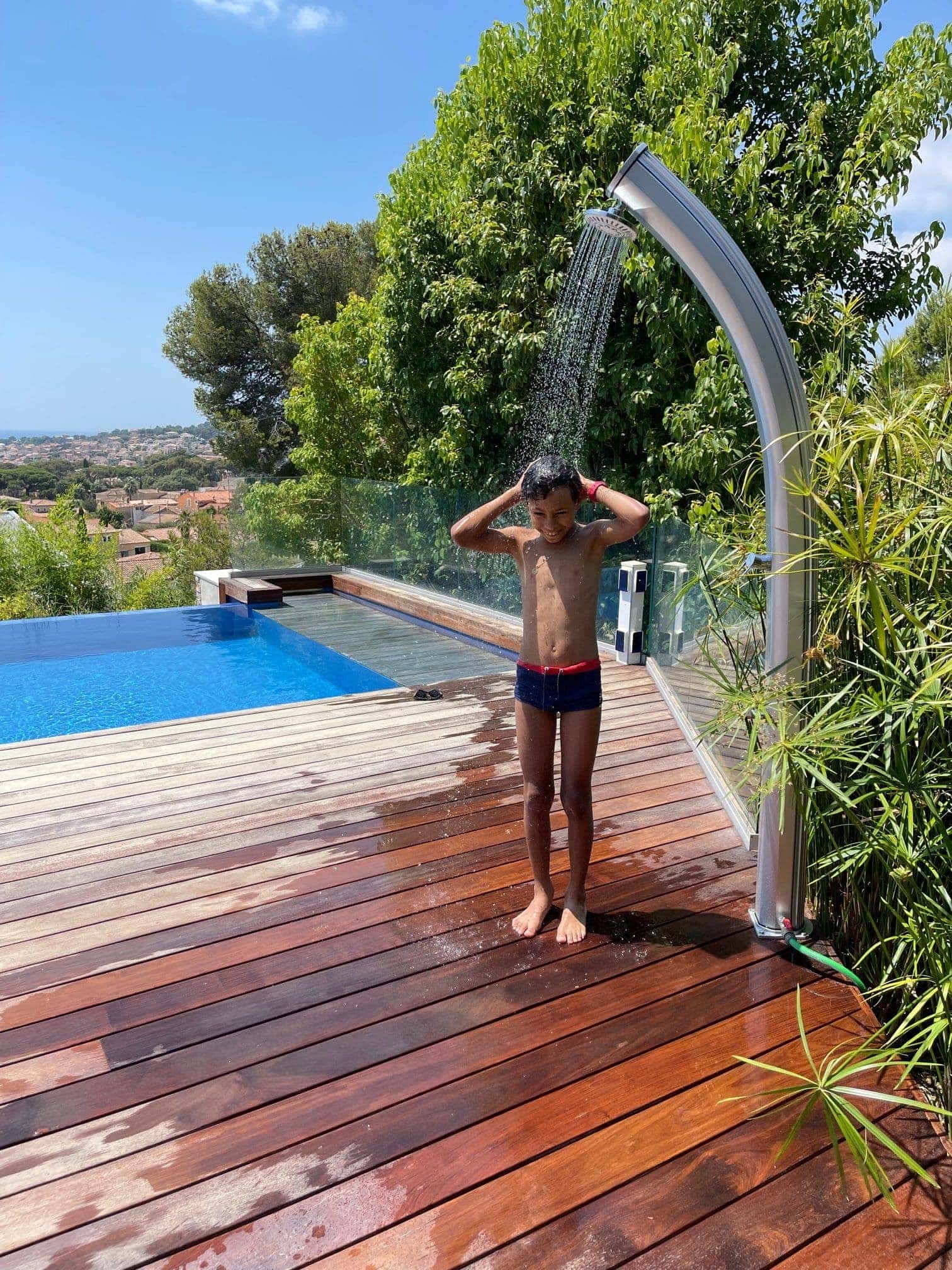 Location de vacances Carqueiranne : Douche-Solaire