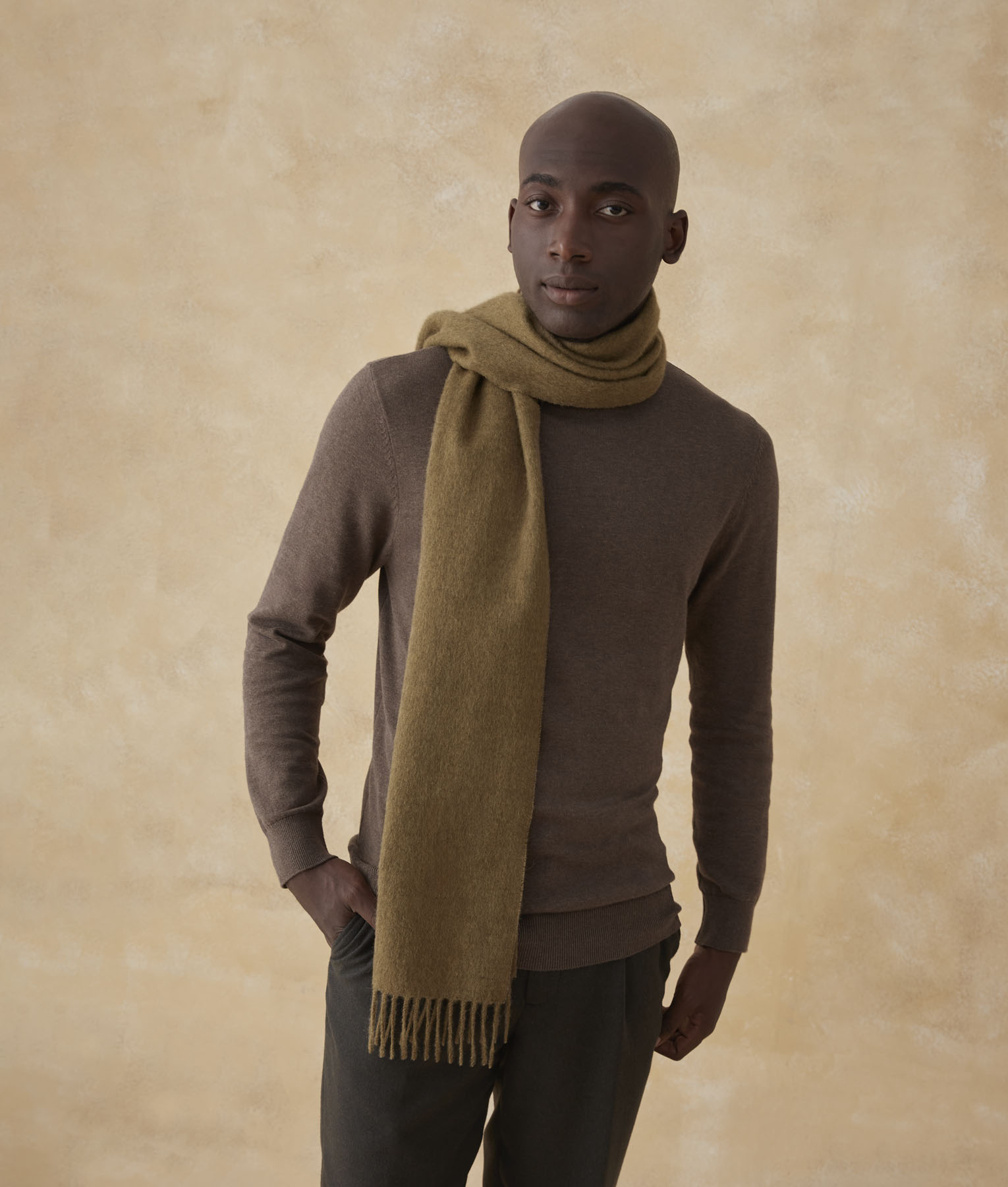 Echarpe Sol Alpaca marron foncé en Baby Alpaga