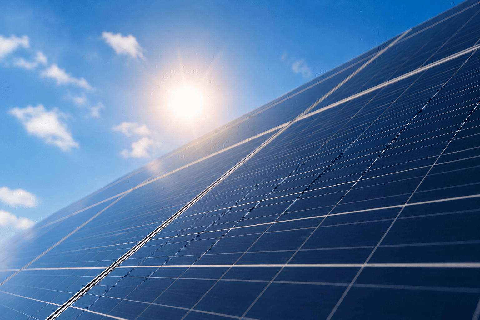 Wat is het verschil tussen vermogen en energie bij zonnepanelen?