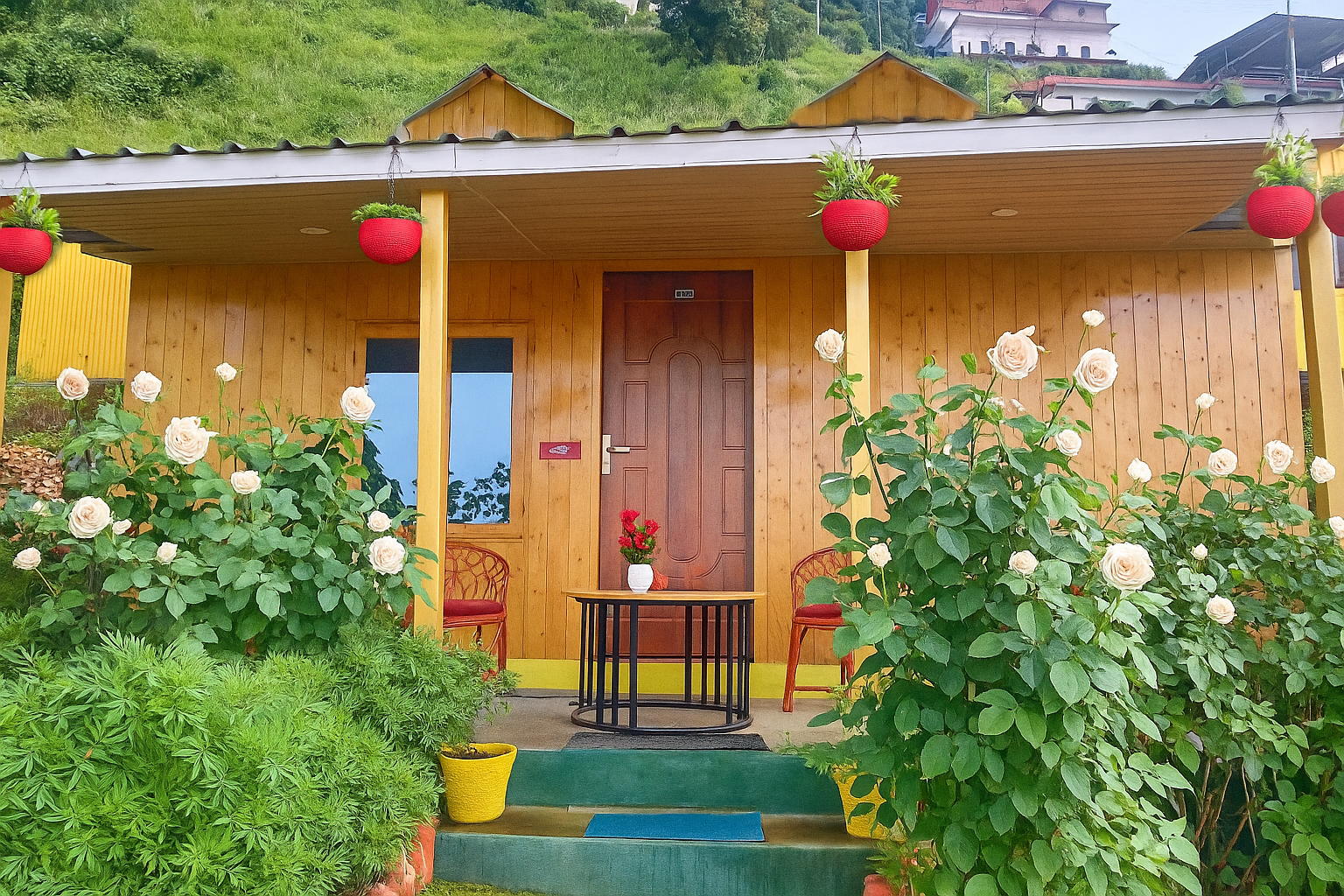 Boutique hotels in Dhanaulti with Himalayan views