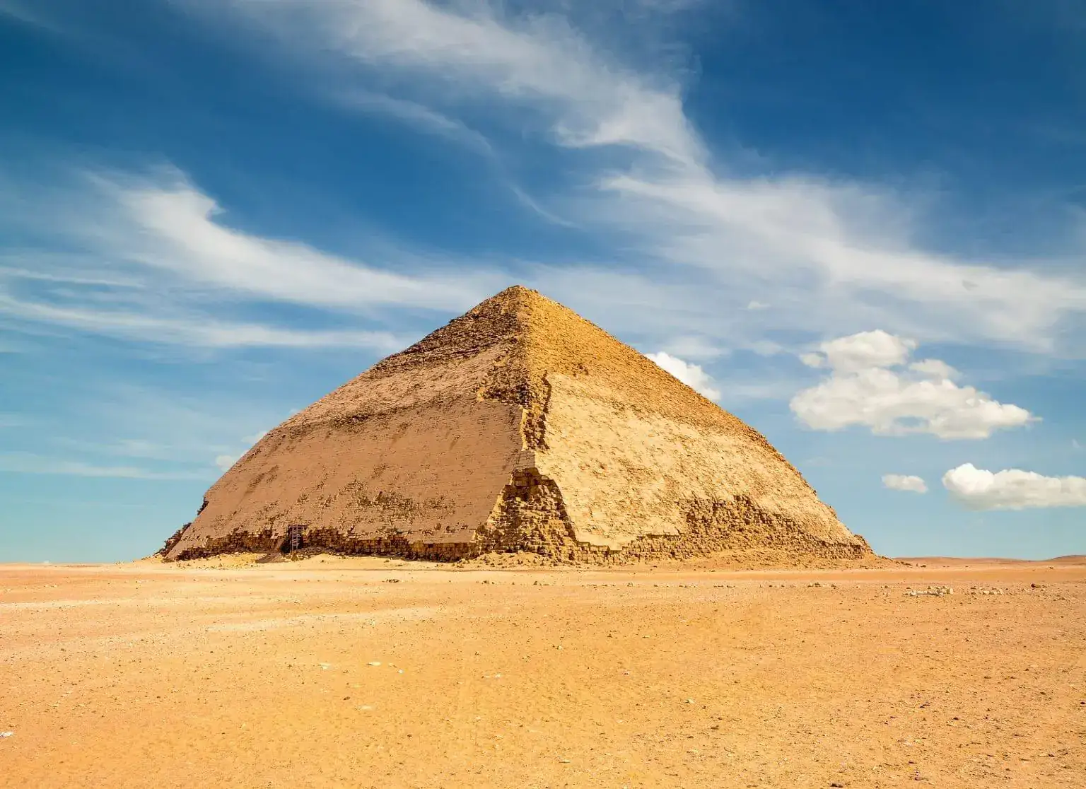 Memphis and Dahshur tour from Aswan by flight