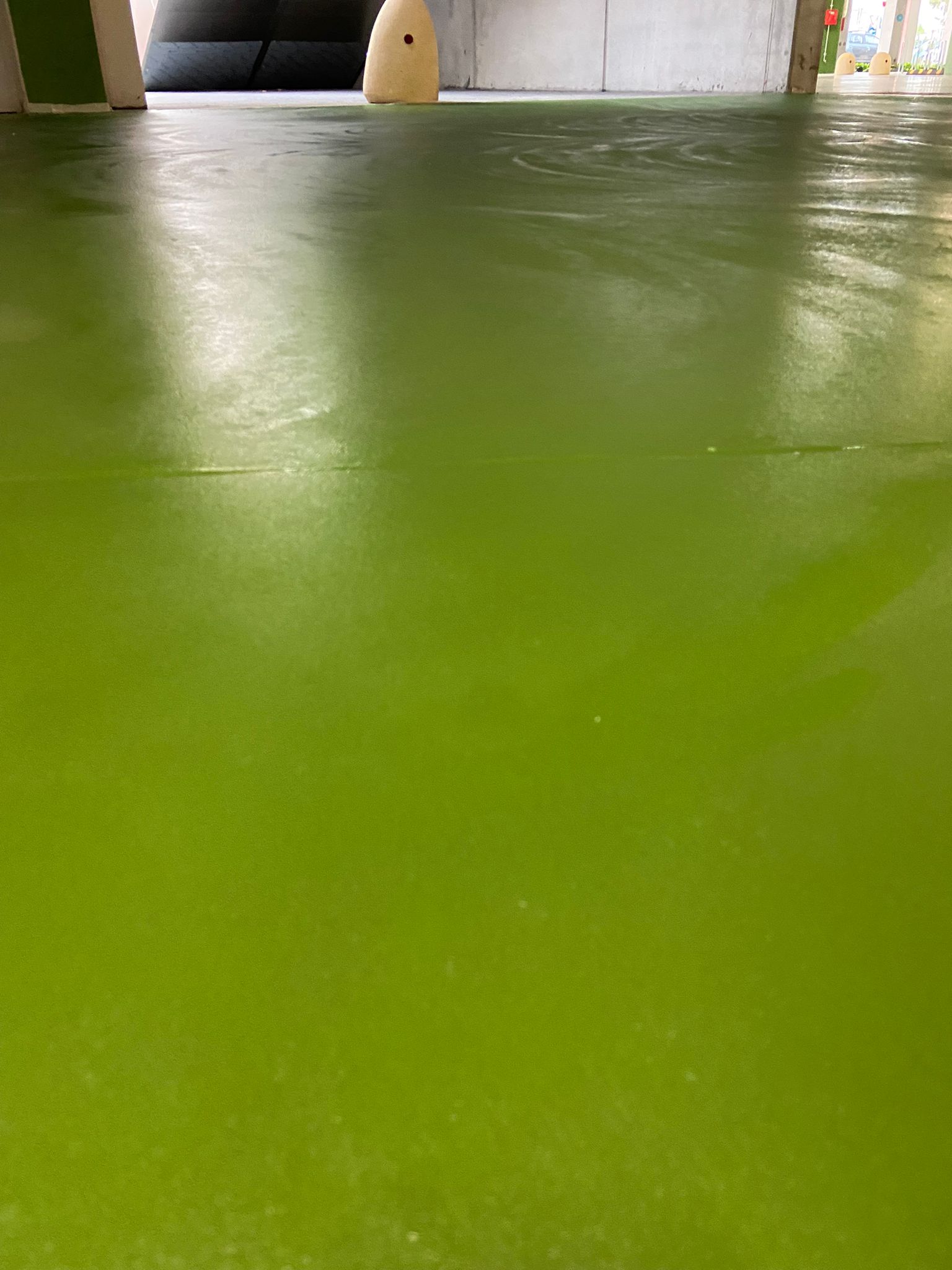 Scala A, parcheggio TO.Dream
Pavimento in resina verde della Lobby Sud TO.Dream
