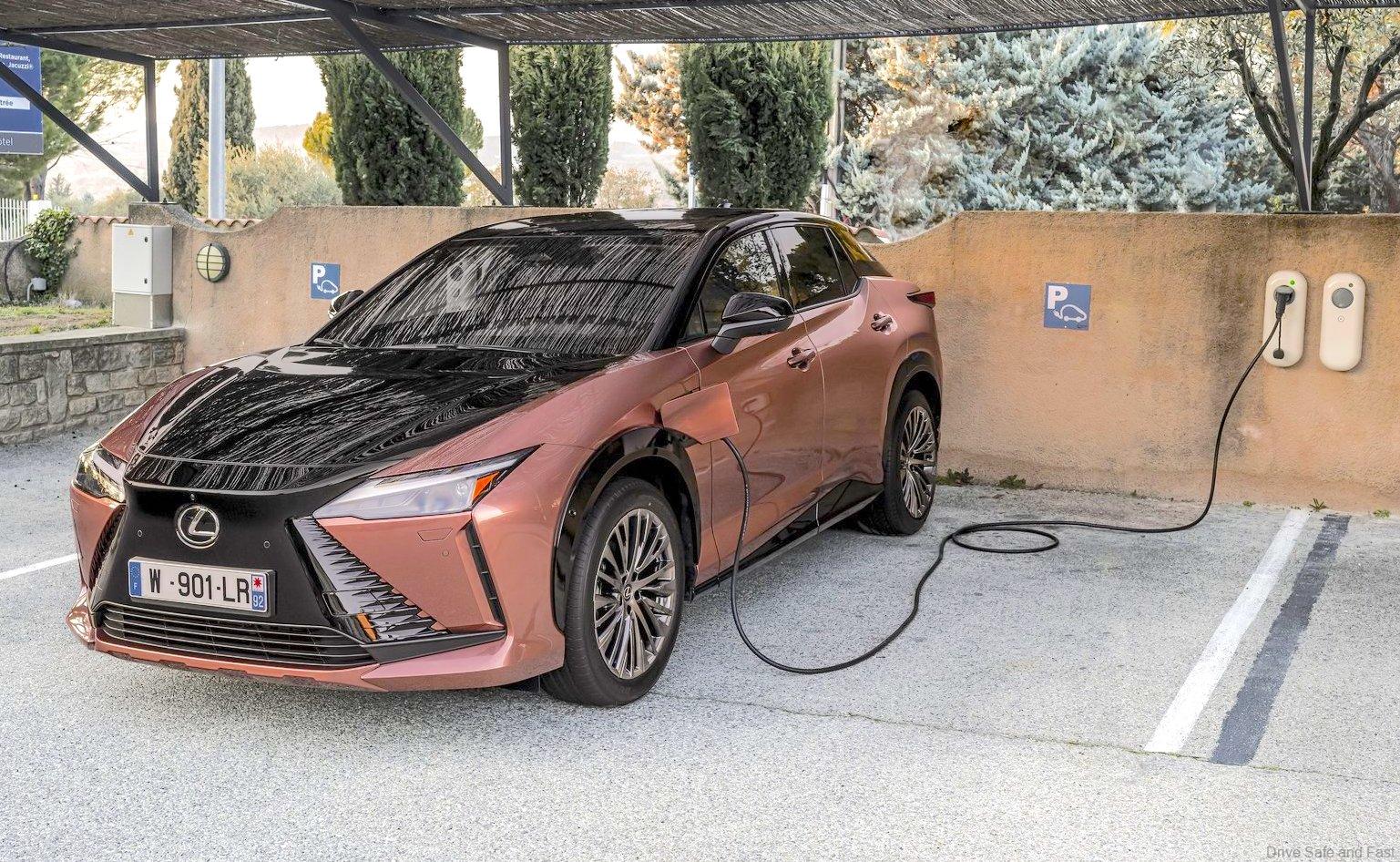 Lexus EV