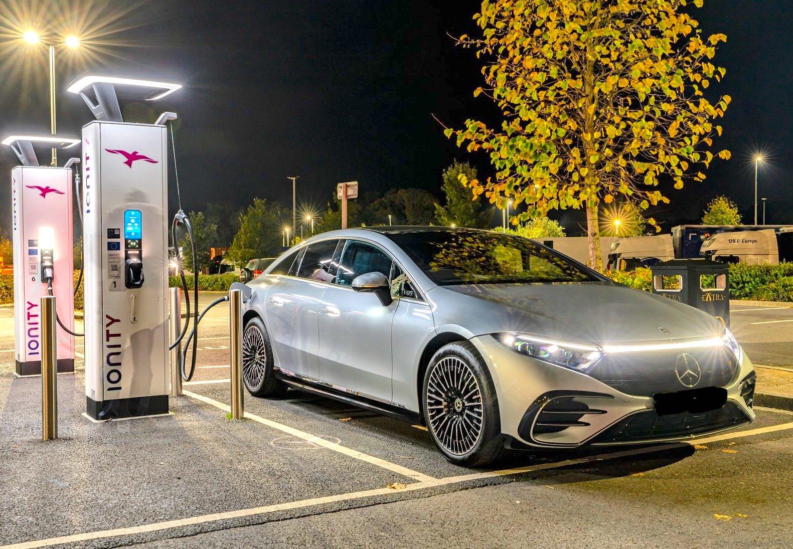 Mercedes-Benz EQS 450+