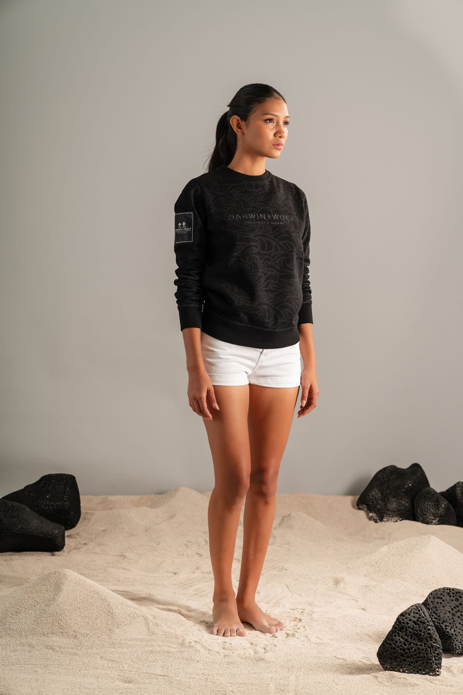 SUDADERA SIN CAPUCHA NARI NARI NEGRO