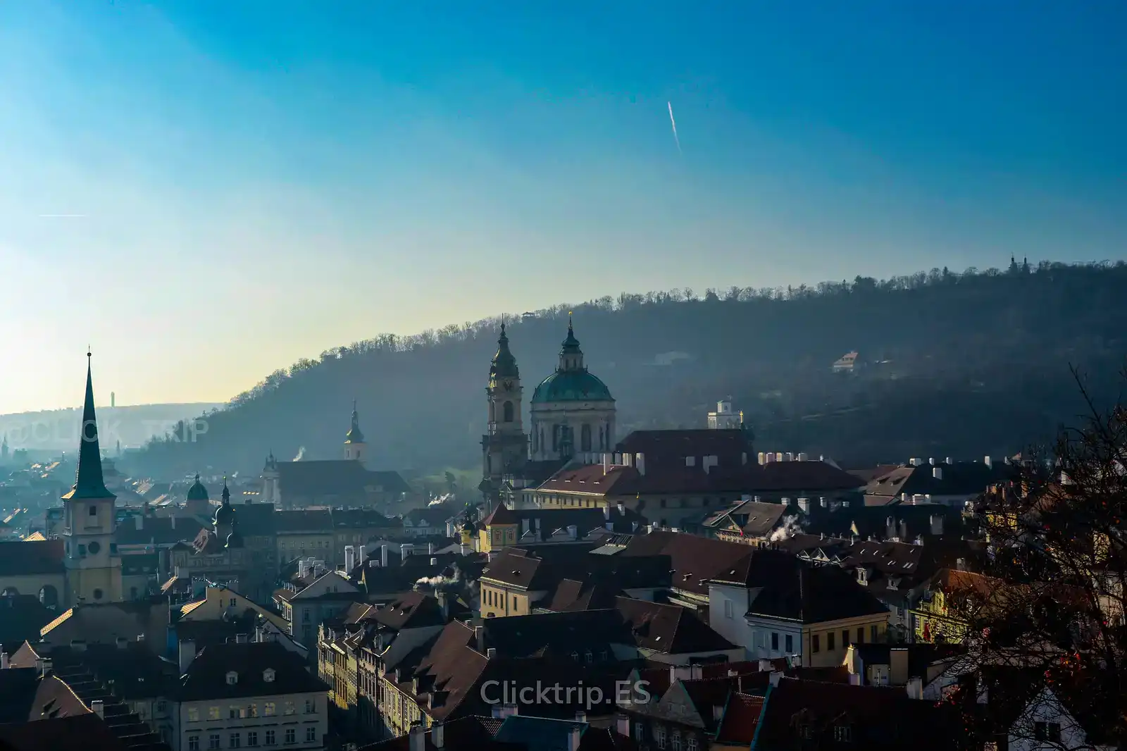 Praga en Navidad_Que ver y hacer_Mercadillos Navideños_Mal Strana_ClickTrip