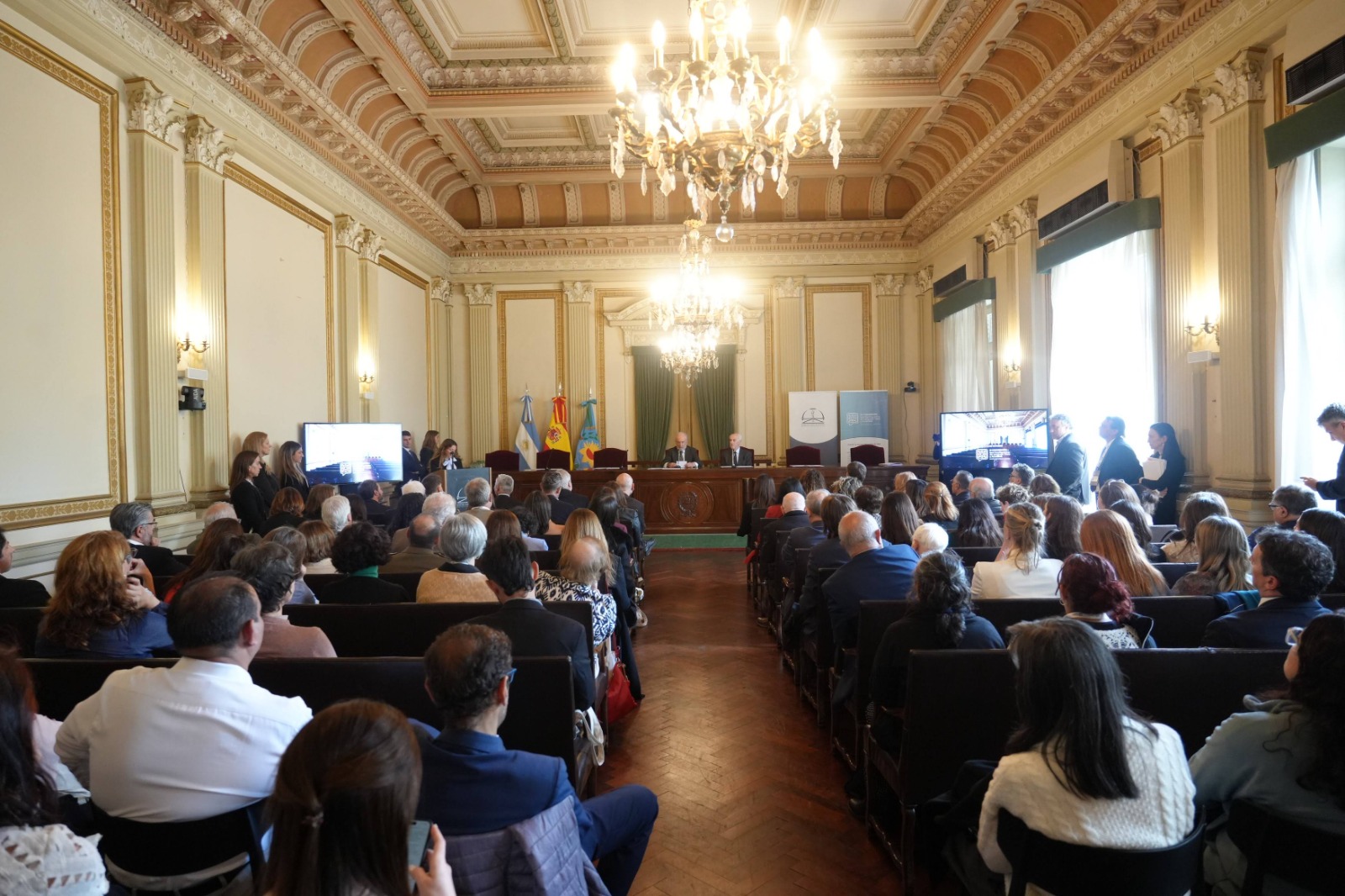 En este momento estás viendo Plantean que «hablar claro sea una obligación»: III Convención de Lenguaje Claro en La Plata