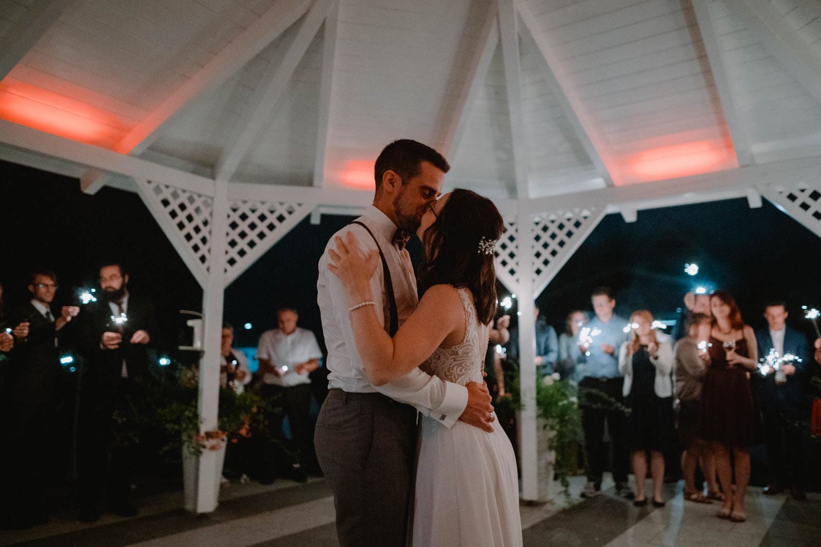 Tanz unter Pavillion im Hotel Grabinger