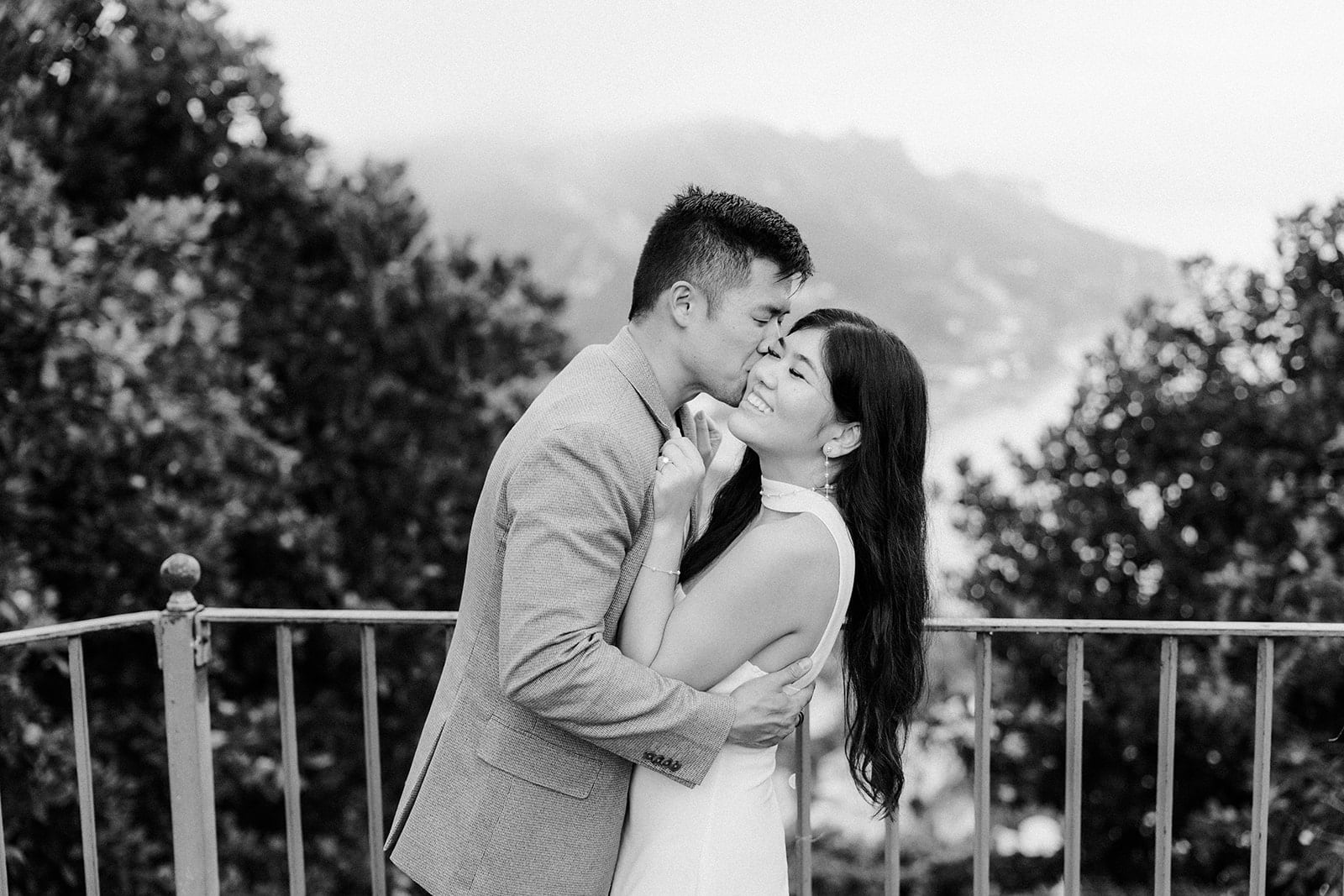 Andrea Gallucci - Destination Wedding Photographer- Amalfi Coast Positano Santorini Barcellona Rome Ravello Paris New York Romantic Amalfi Coast vacation photos