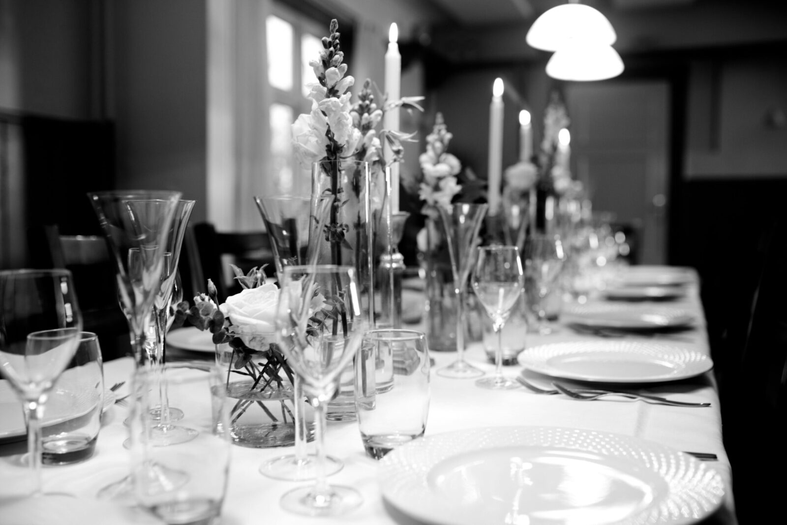 "Gäste haben Spaß auf einer exklusiven 360° Videoplattform von Coachman Moments während einer Abendveranstaltung."