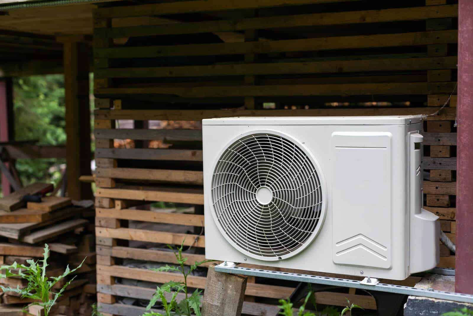 Top 4 Things to Consider When Choosing an AC Repair Provider