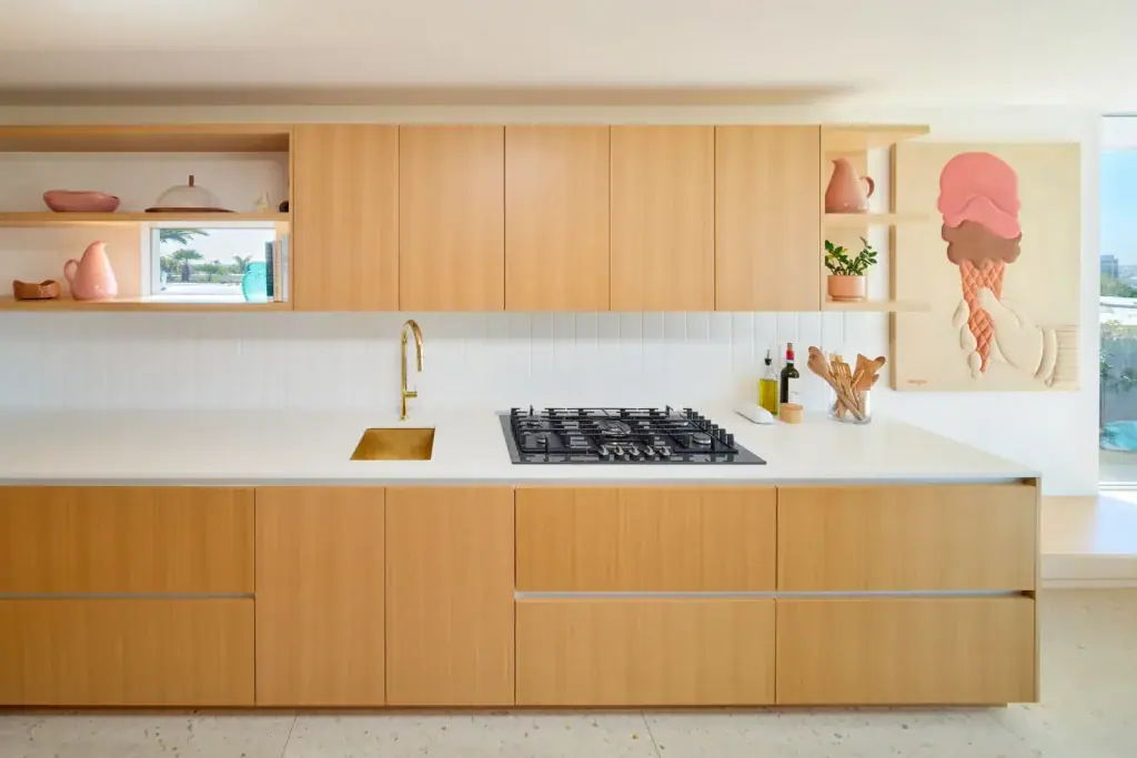3-1024x683 3-1024x683 mid-century modern style Playful Whimsy Meets Mid-Century Modern Style Inside This 1960s Los Angeles Home 3 1024x683