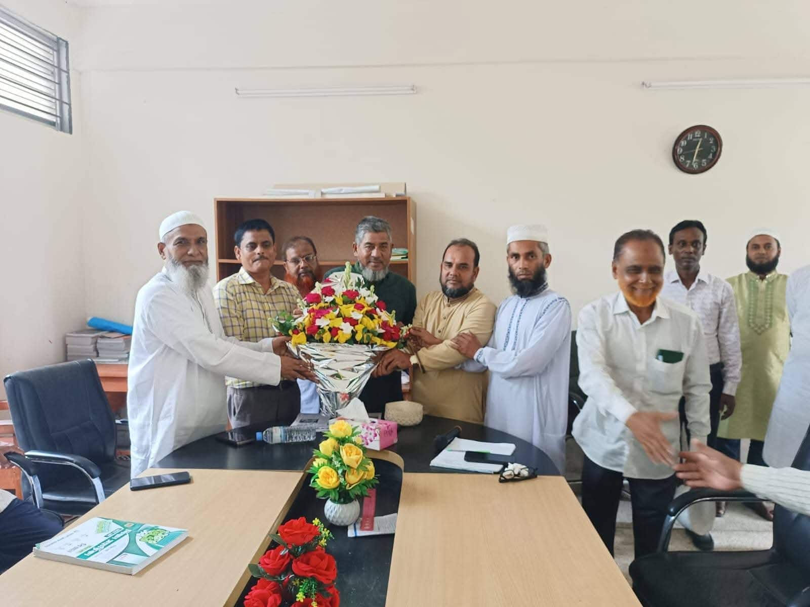 লাখপুর শিমুলিয়া বালিকা উচ্চ বিদ্যালয়ের নবগঠিত এডহক কমিটির পরিচিতি সভা অনুষ্ঠিত