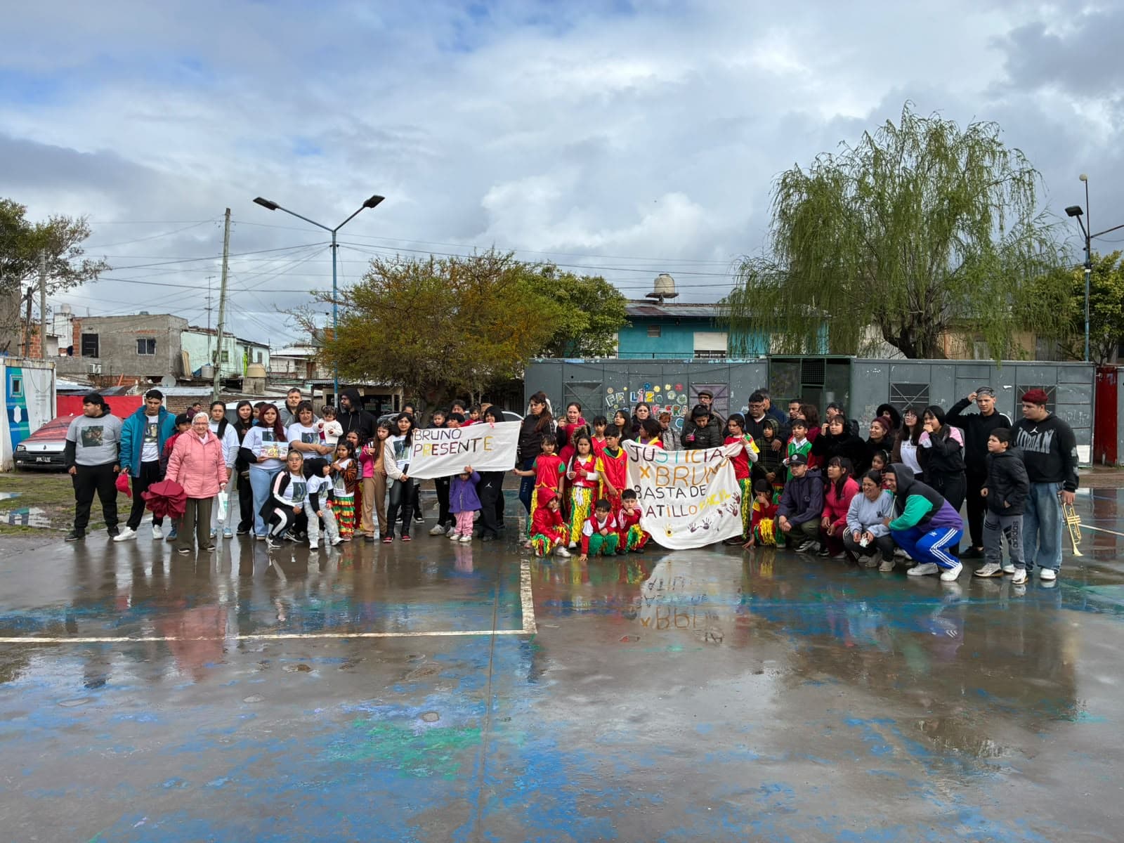 En este momento estás viendo Villa Itatí: vecinos se movilizaron para pedir el esclarecimiento del crimen de Bruno