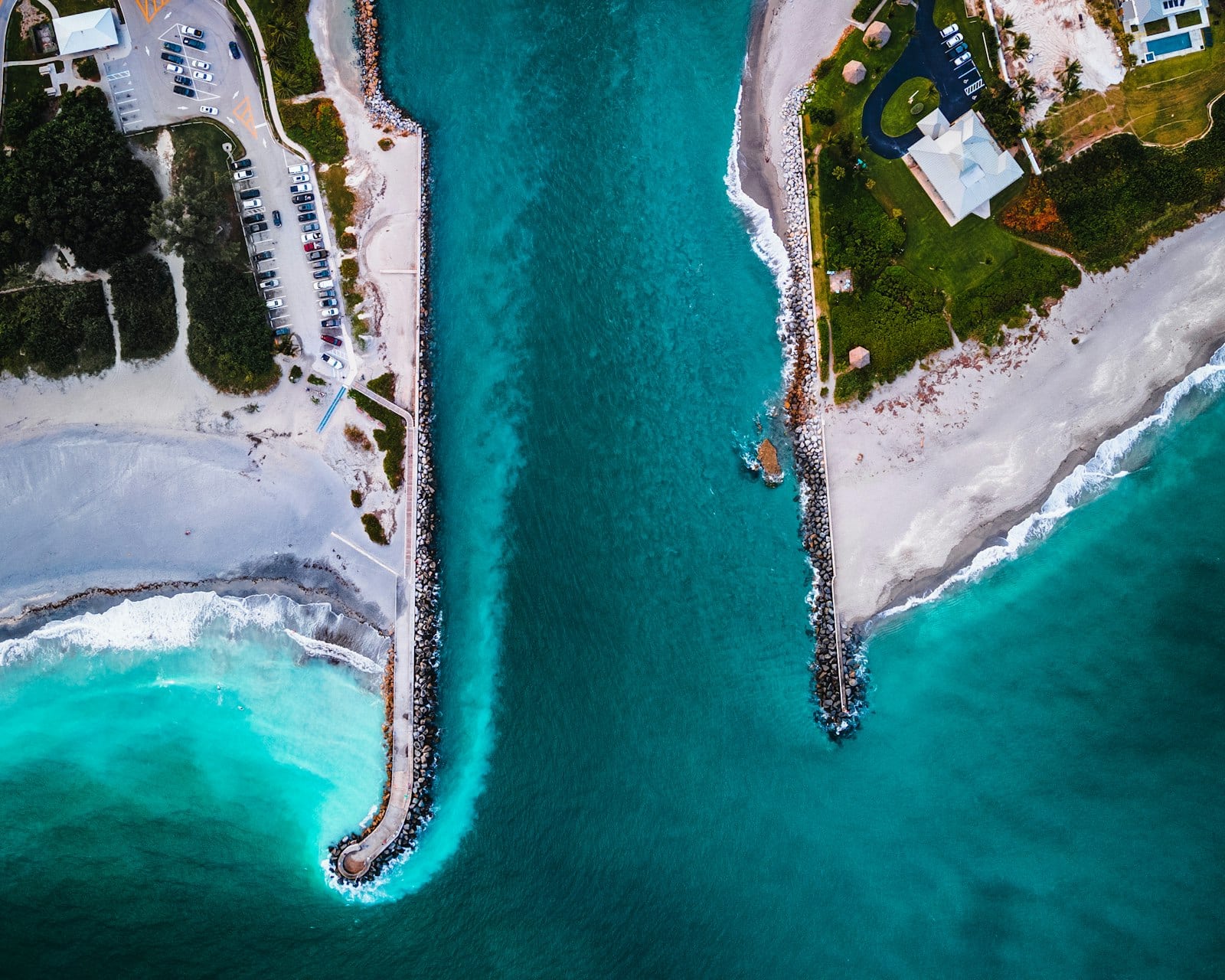 Aerial view of a Miami barrier island beach