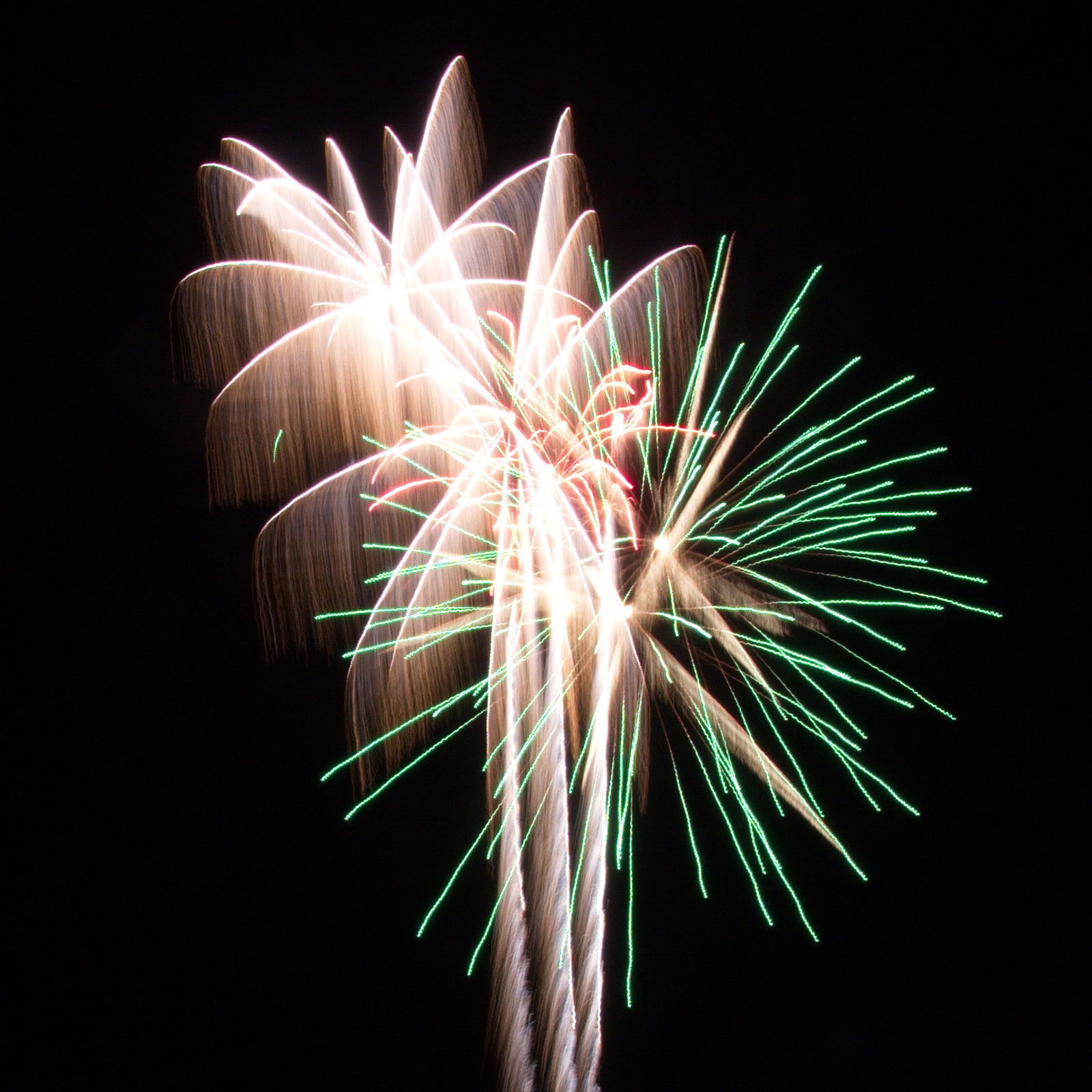 Massachusetts Fireworks: green and white