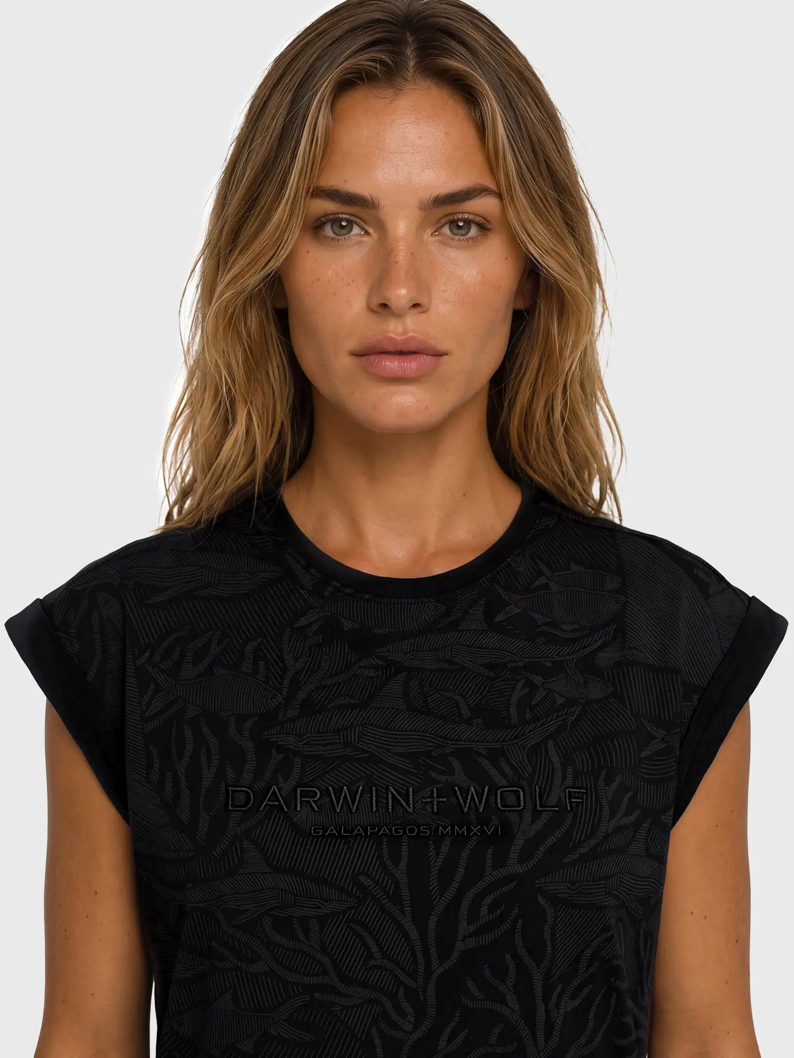 Camiseta-Resort-Arrecife-Negro_2N