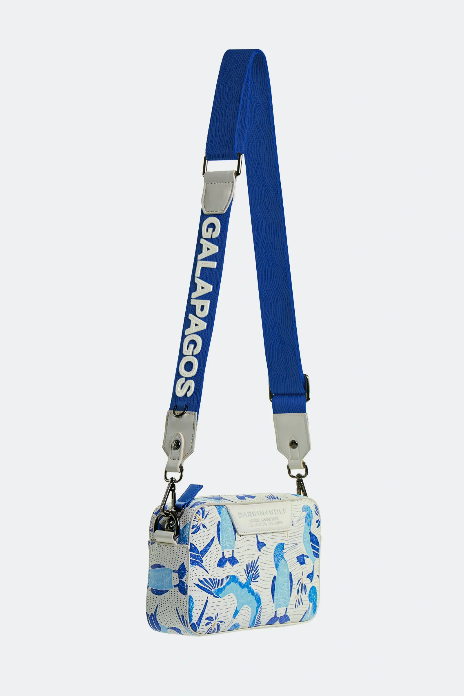 Crossbody-Darwin-And-Wolf-bag-blue-footed-booby-2