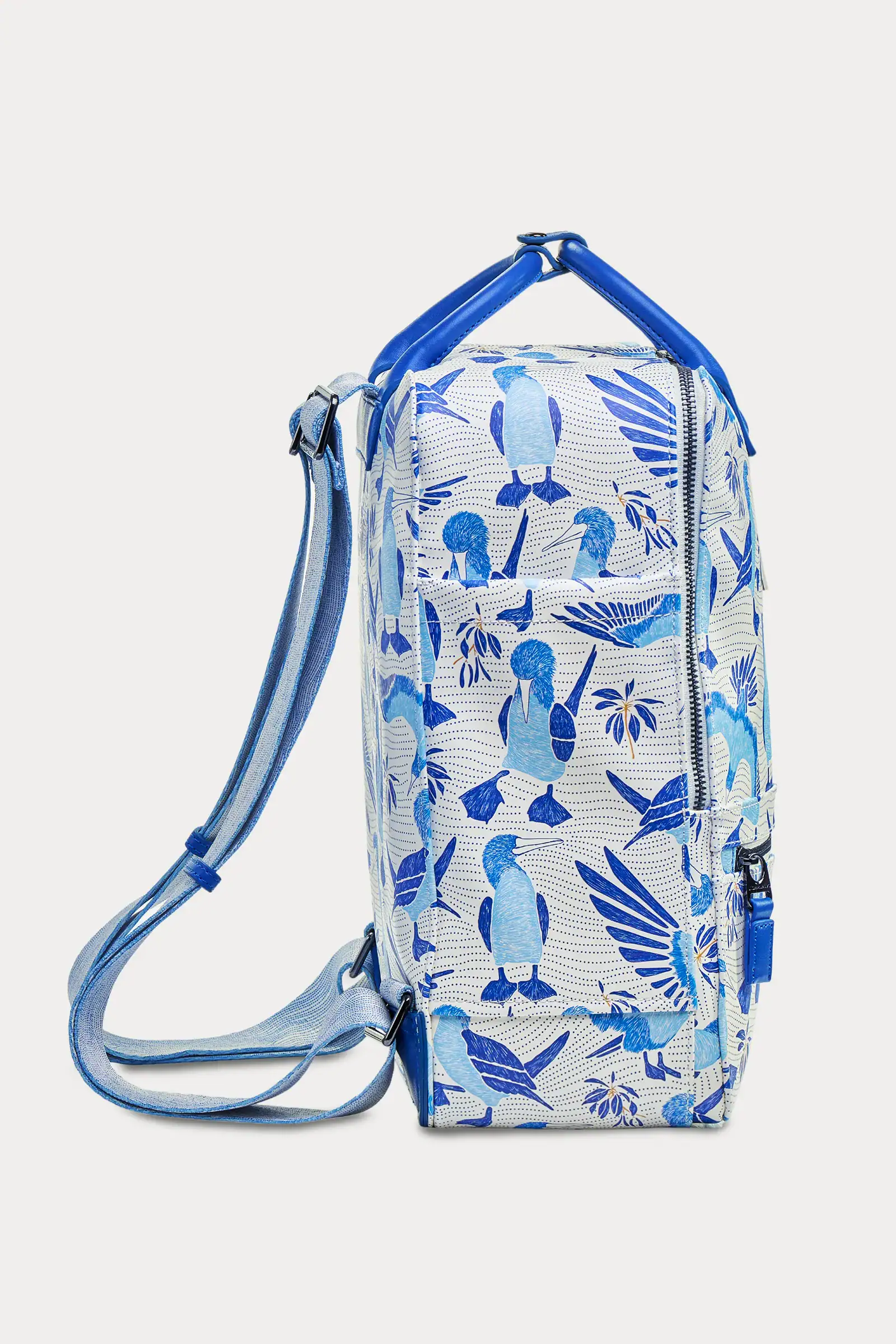 Mochila-de-cuero-vegano-Piqueros-Danwin-and-Wolf-3