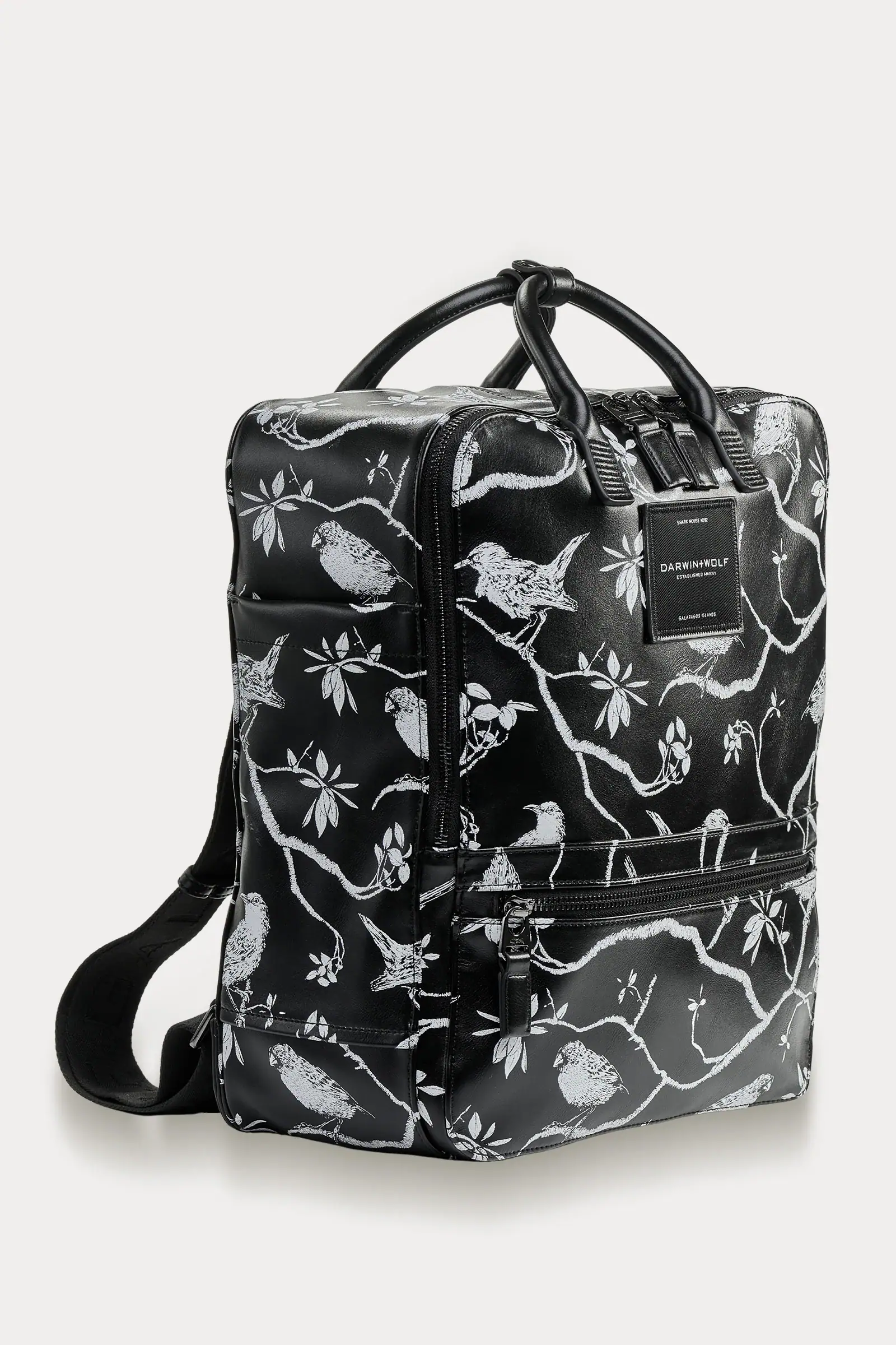 Mochila-de-cuero-vegano-Ramas-y-Pinzones-Danwin-and-Wolf-4