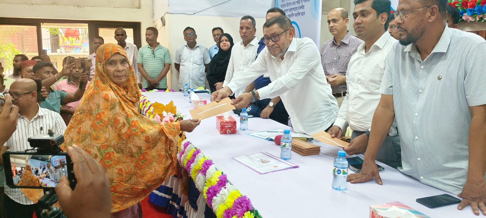 পাইলটিং স্কিম চালুর মাধ্যমে রোগীর দোরগোড়ায় চিকিৎসা সেবা পৌঁছে দেওয়া হবে – স্বাস্থ্যমন্ত্রী