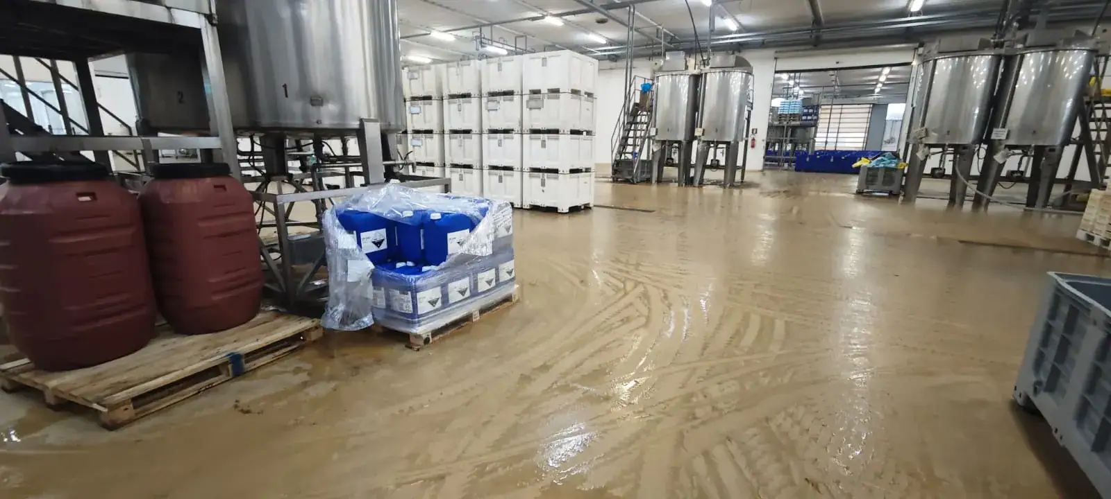 Finitura antiscivolo pavimento industria alimentare, conformità HACCP
