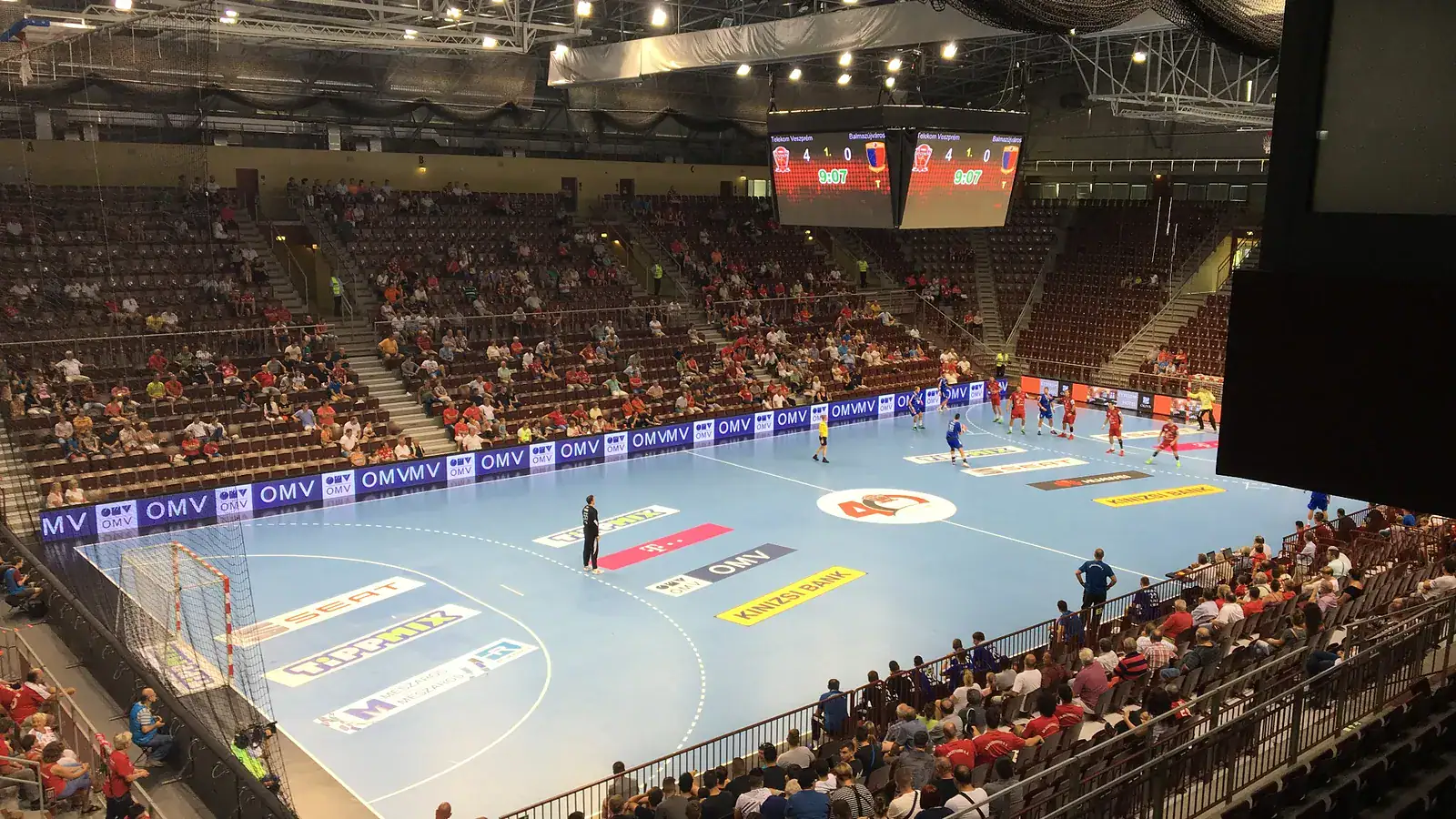 YUCHIP stadium perimeter LED display for sports venues