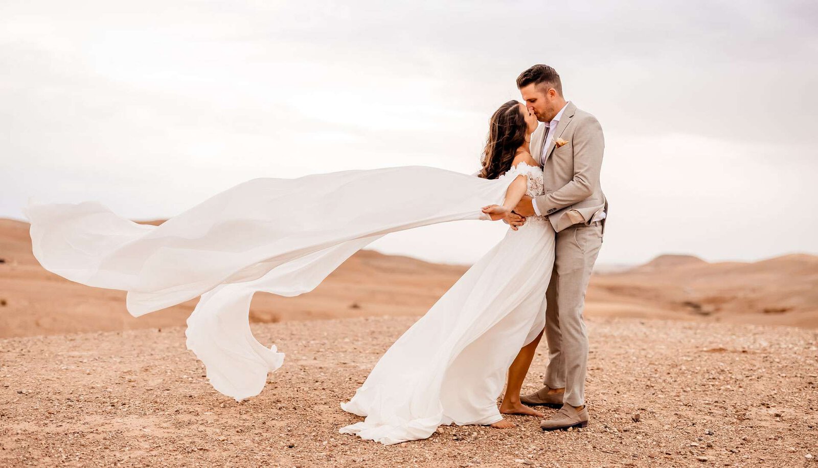 Brautkleid in Deggendorf kaufen, Brautmode und Hochzeitskleid zum Verlieben