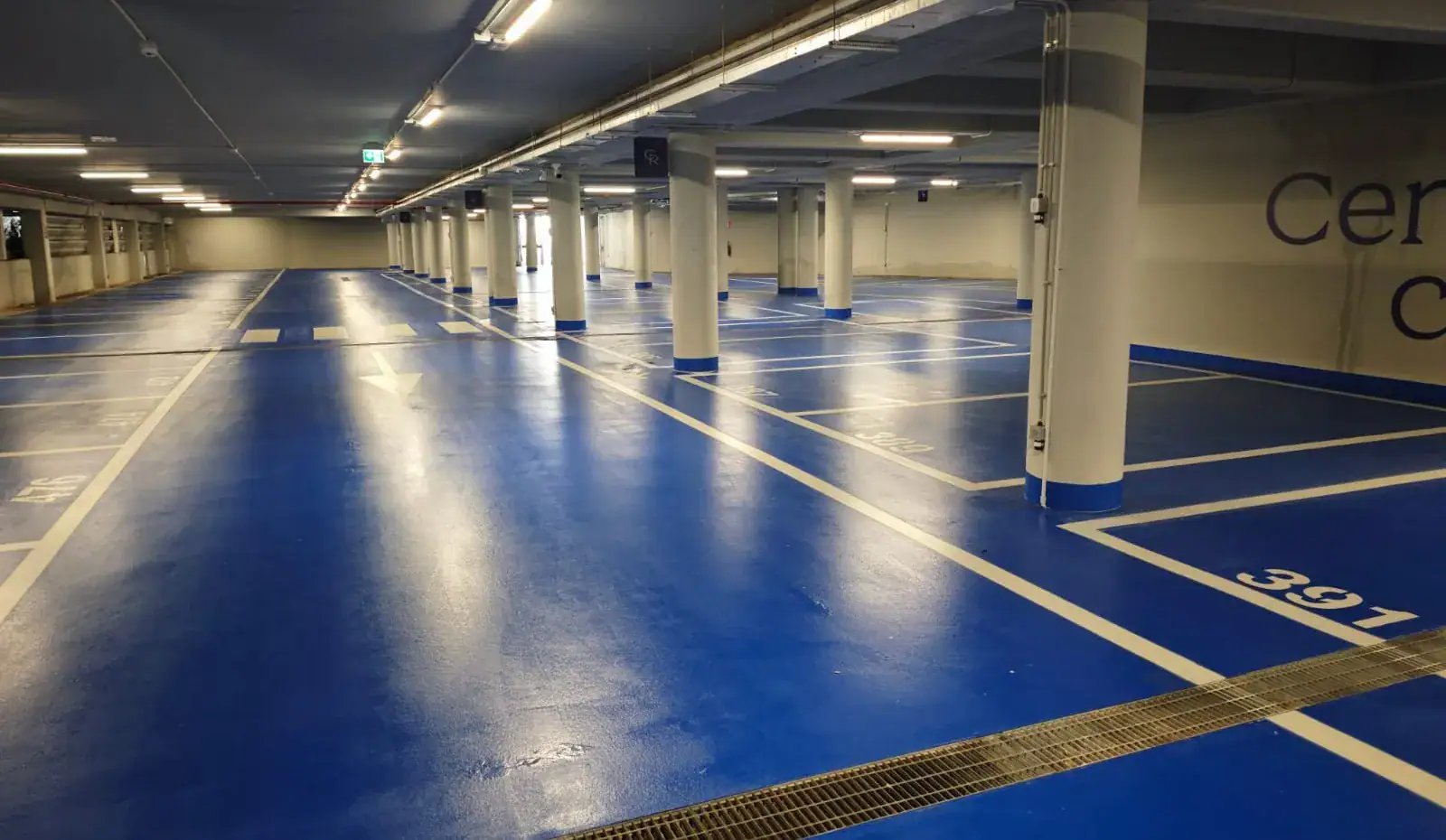 Pavimento in resina multistrato epossi-poliuretanico parcheggio interrato Porto Turistico Carlo Riva Rapallo — 6.000 mq antiscivolo