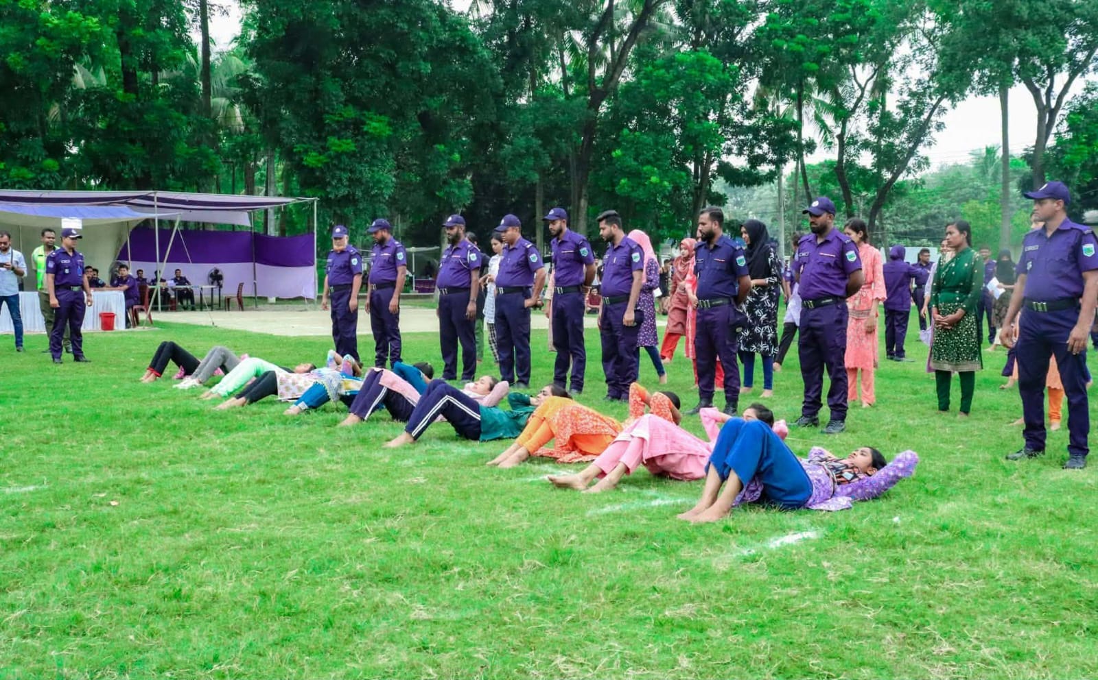 রাজশাহী জেলায় ক্যাডেট এএসআই(নিরস্ত্র) পদে নিয়োগ পরীক্ষার শেষ দিনের শারীরিক সক্ষমতা যাচাই কার্যক্রম সম্পন্ন