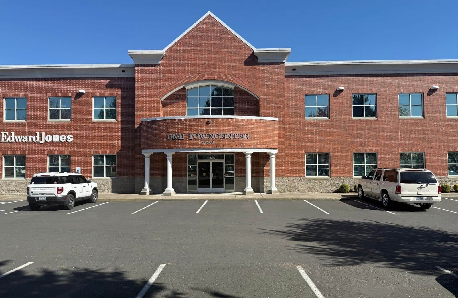 Victory Spine and Sport office building in Vancouver WA