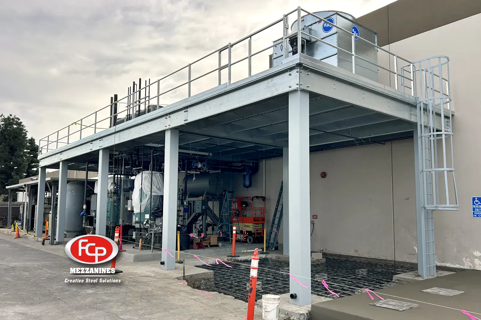 HVAC Industrial Equipment Platform by FCP Mezzanines Project Image