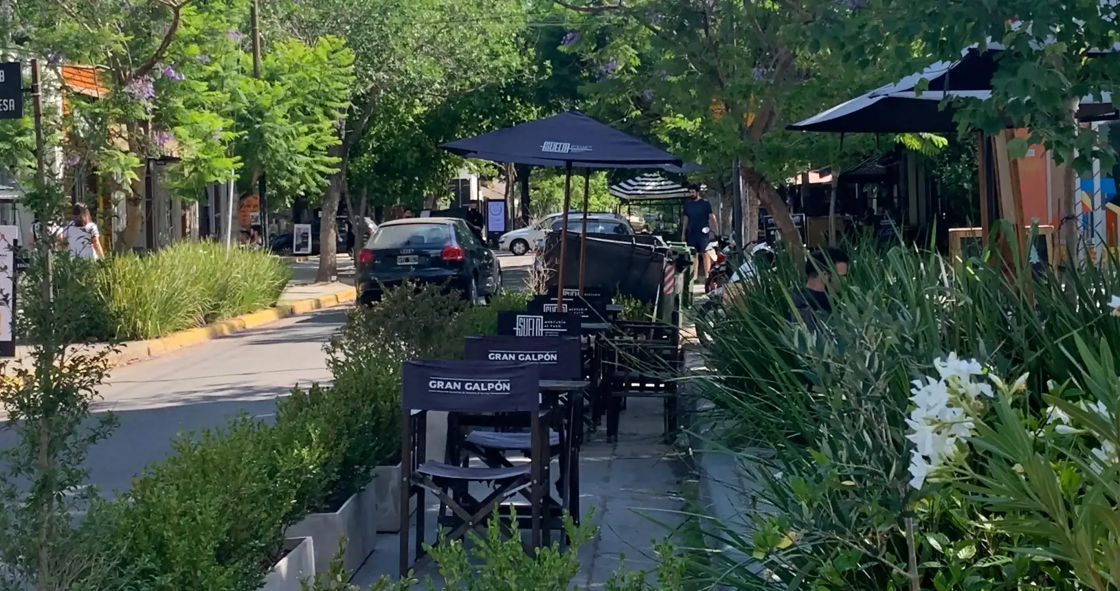Paseo de compras Cantilo