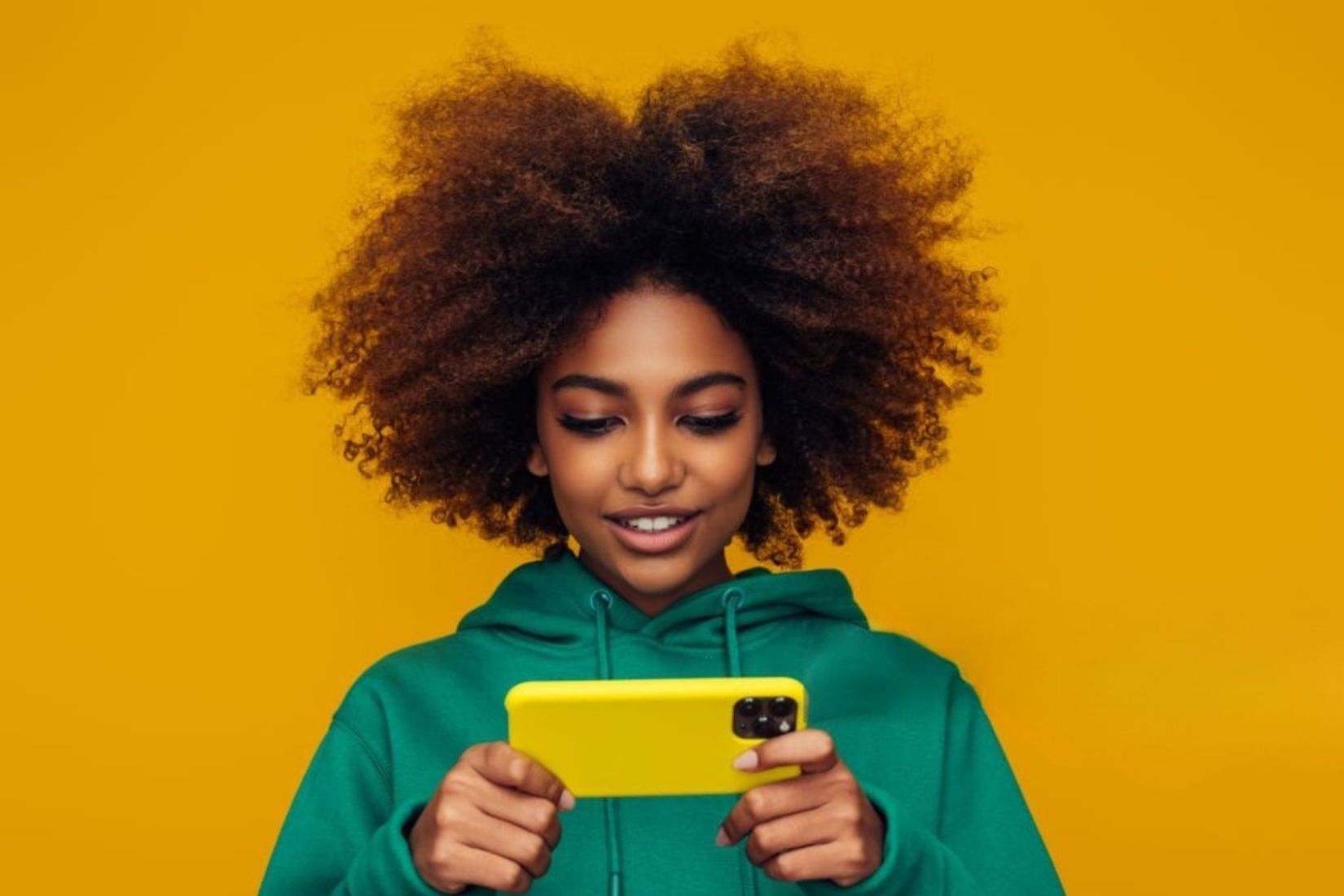 Virtual Try-On Accuracy: Testing on iPhone 15 (U.S.) & Google Pixel (Canada)