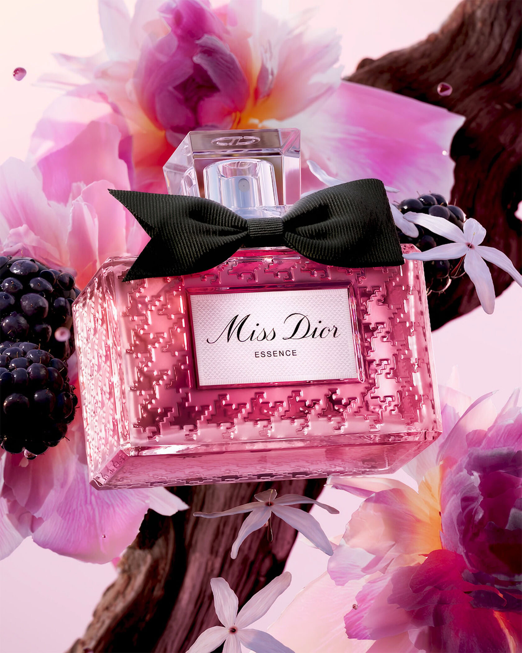 Miss Dior Essence 2025 - Blackberry, elderflower, jasmine, oak