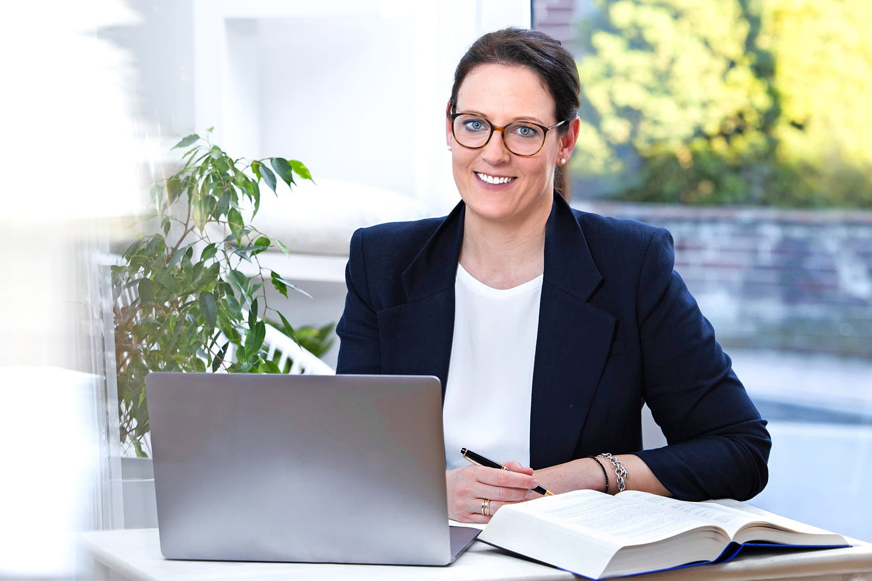 rechtsanwaeltin-notarin-schultz-heinecke-winsen