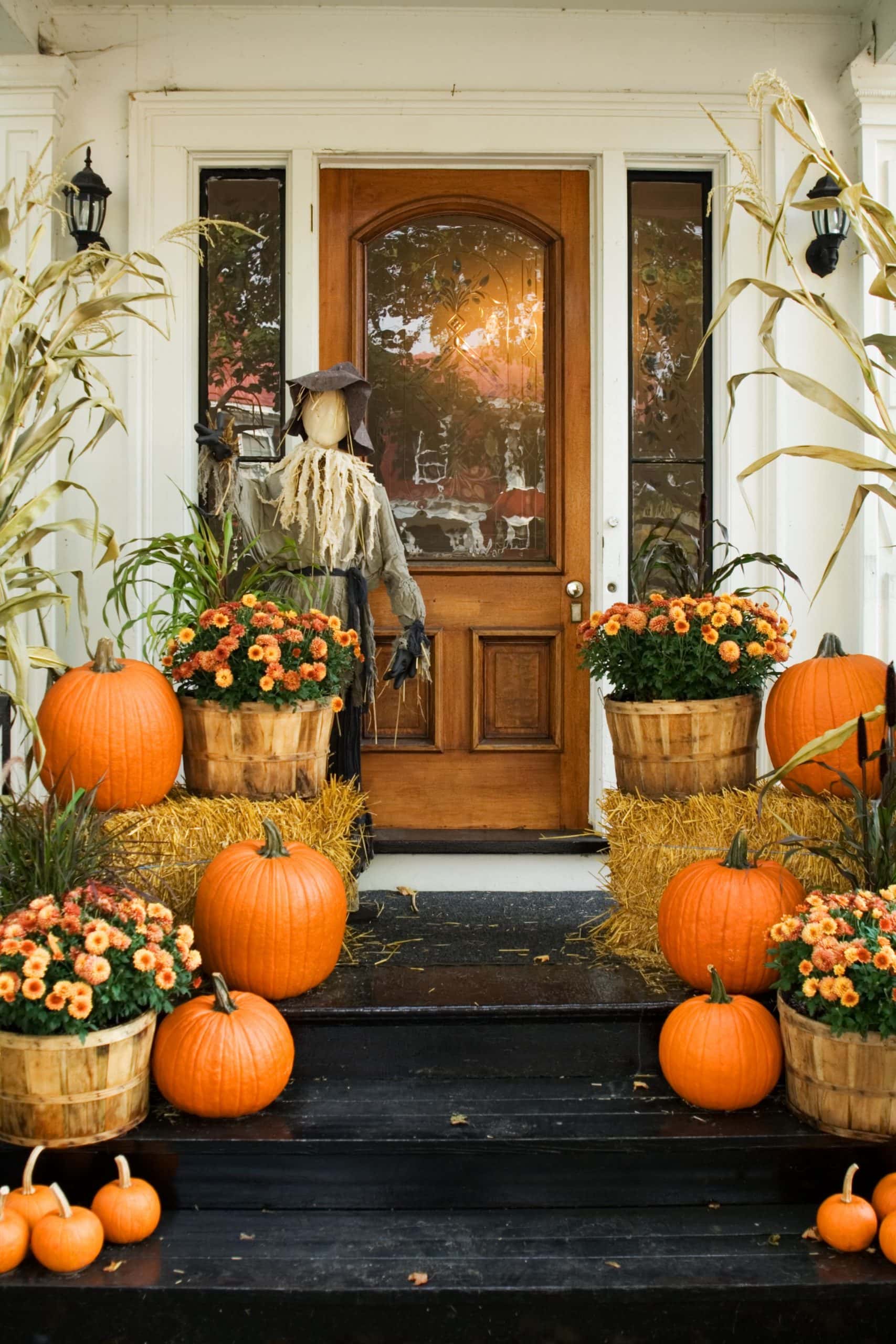 22-Enchanting-Fall-Porch-Decor-Ideas-To-Try-This-Year_9-scaled 22-Enchanting-Fall-Porch-Decor-Ideas-To-Try-This-Year_9-scaled fall porch decor ideas 22 Enchanting Fall Porch Decor Ideas To Try This Year 22 Enchanting Fall Porch Decor Ideas To Try This Year 9 scaled