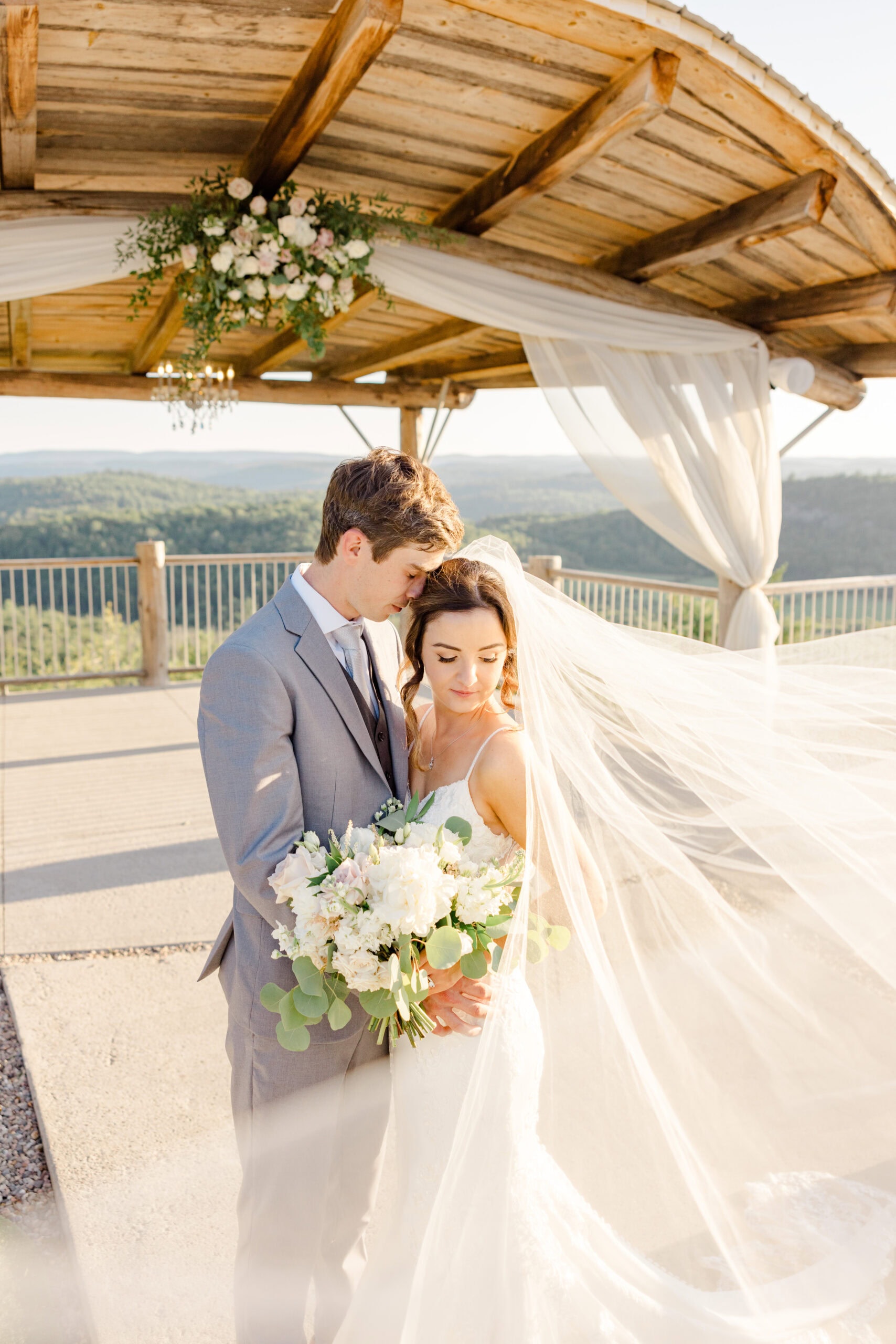 summer wedding le belvedere in july cliffside wedding