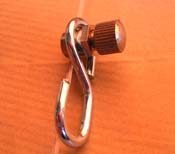 Sujeta-cables gancho