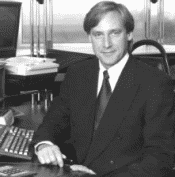 Eines der ganz wenigen offiziellen Fotos von Manfred Schmitt aus einer ESCOM-Pressemappe (ca. 1994/95)