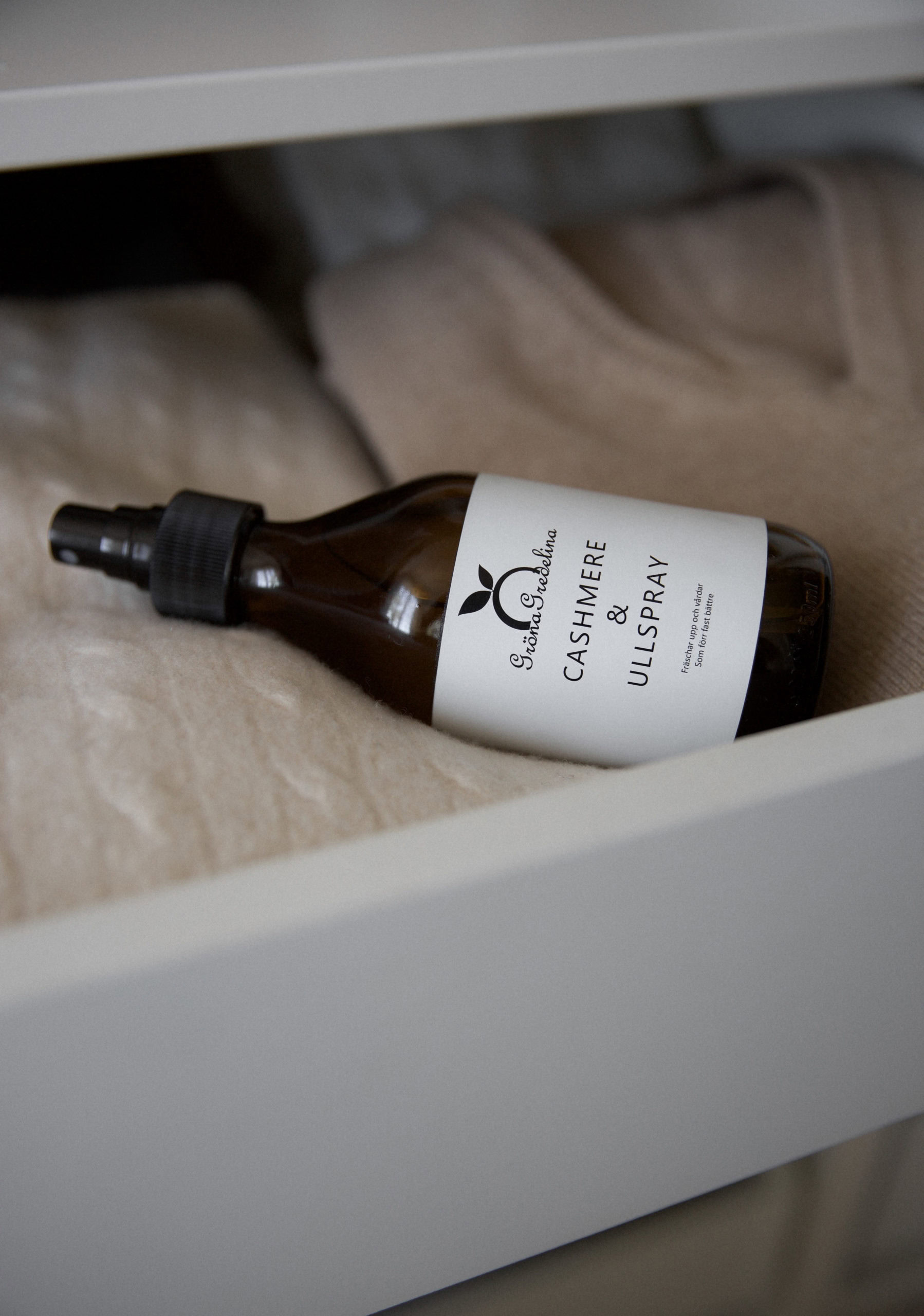 vårda och sköta ull och cashmere linnevatten ull spray Gröna Gredelina