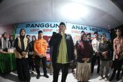 Kepedulian Tak Kenal Waktu, Munafri Kunjungi Lokasi Pengungsian Banjir Bawa Empati dan Bantuan