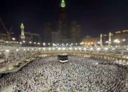 Masjidil Haram Padat Ekstrem, Jemaah Diimbau Tetap di Hotel