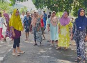 Warga Desa Gamlamo Sesalkan Belum Dapat Bantuan Logistik dari Pemerintah