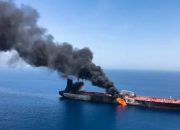 IRGC: Kapal Tanker Bahan Bakar Sekutu AS Diserang Iran Masih Terbakar di Selat Hormuz