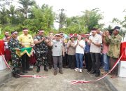 Piet Babua Resmikan Tiga Jembatan Garuda di Kao Barat