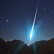 Alfa Capricornídeas costuma gerar meteoros explosivos - Foto: Wally Pacholka