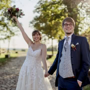 Freude pur beim Brautpaar